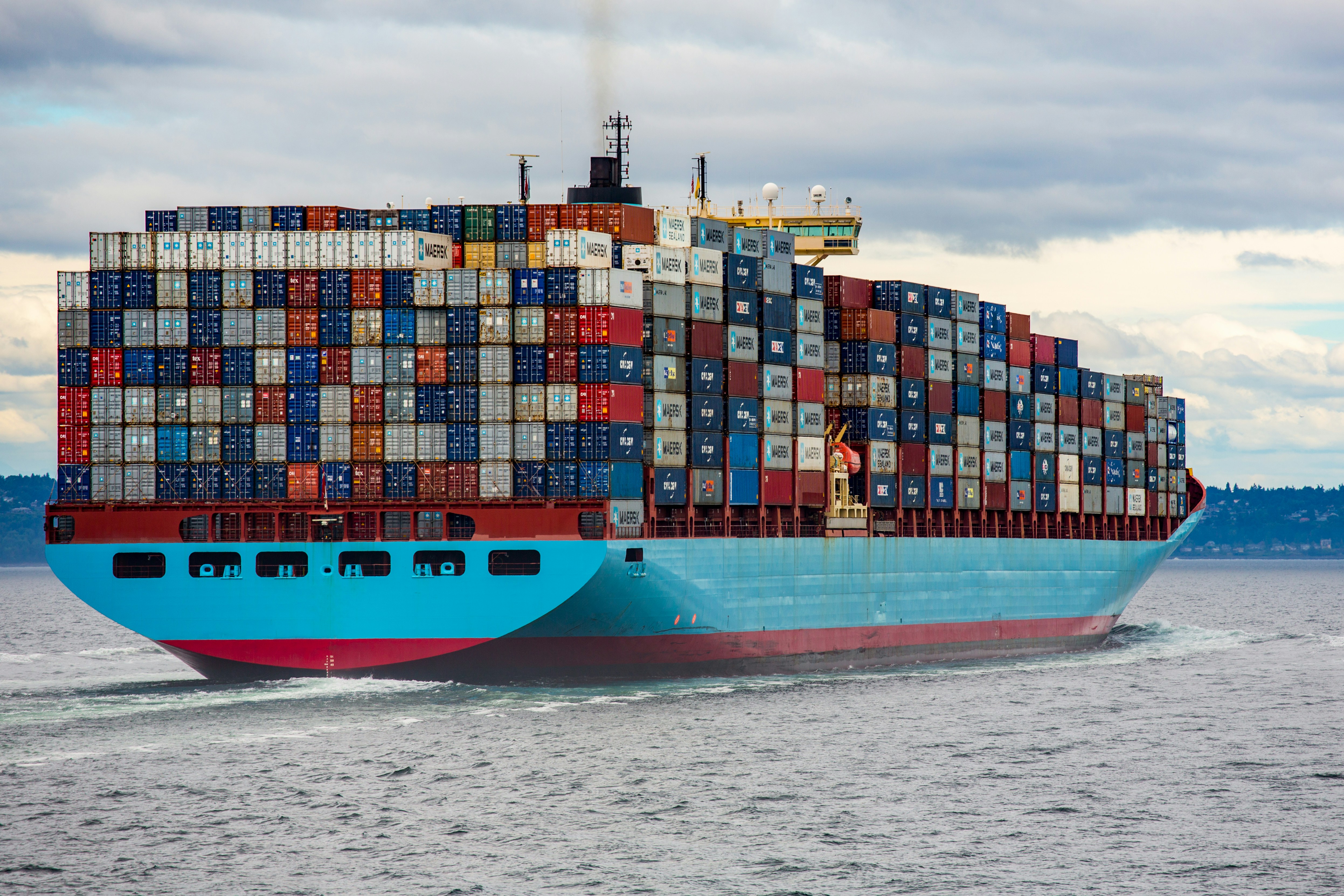 End-to-End Distribution & Logistics